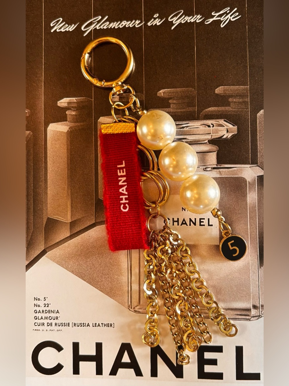 Red ribbon tag and Pearl Tassel Keychain